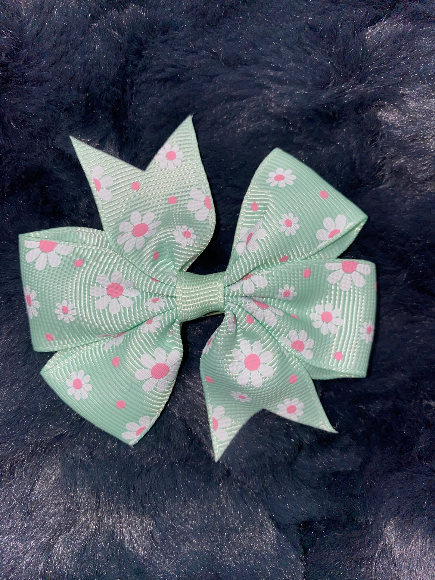 Traditional Double Loop Grosgrain Polka Dot Bow