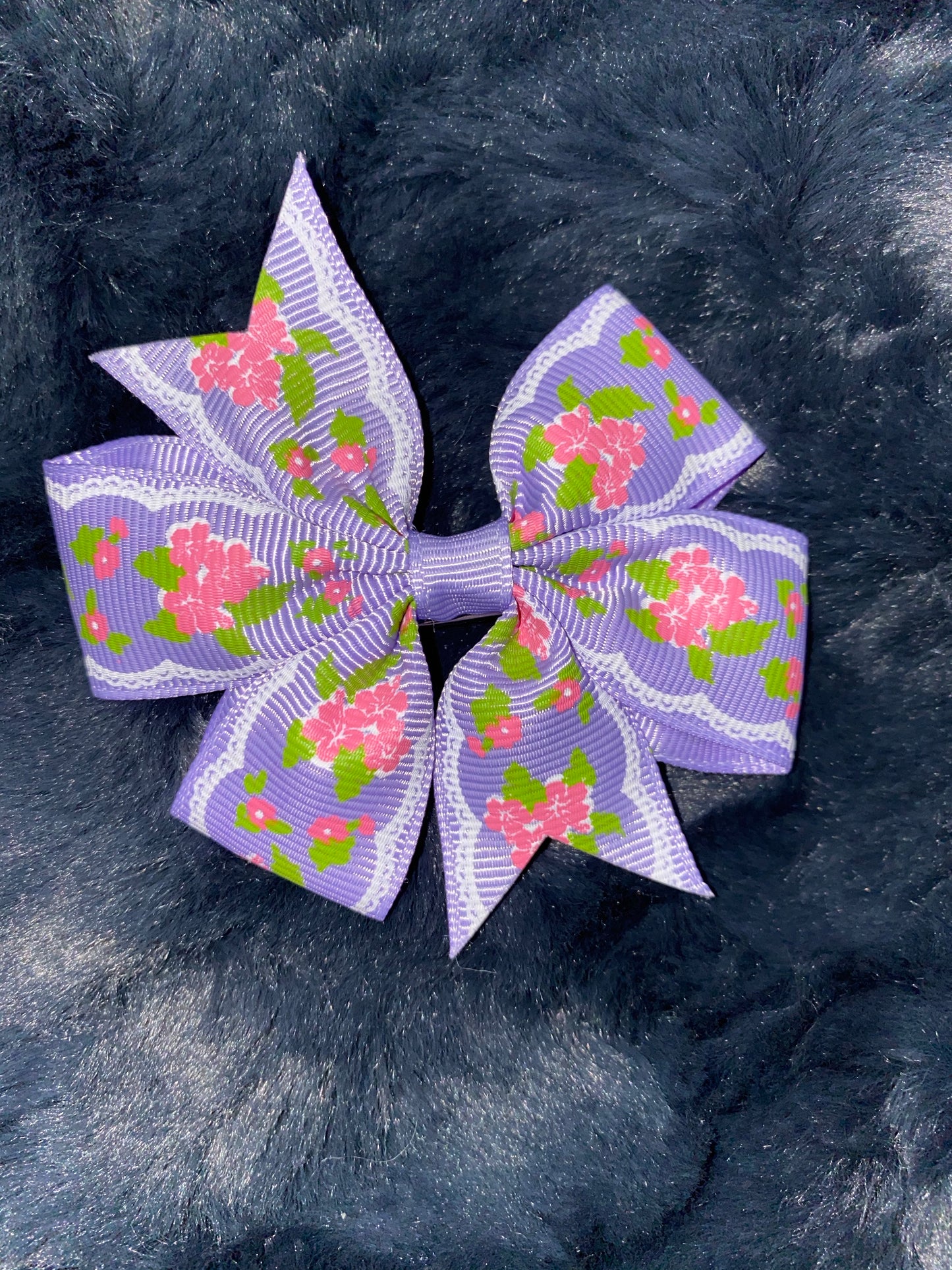 Traditional Double Loop Grosgrain Polka Dot Bow