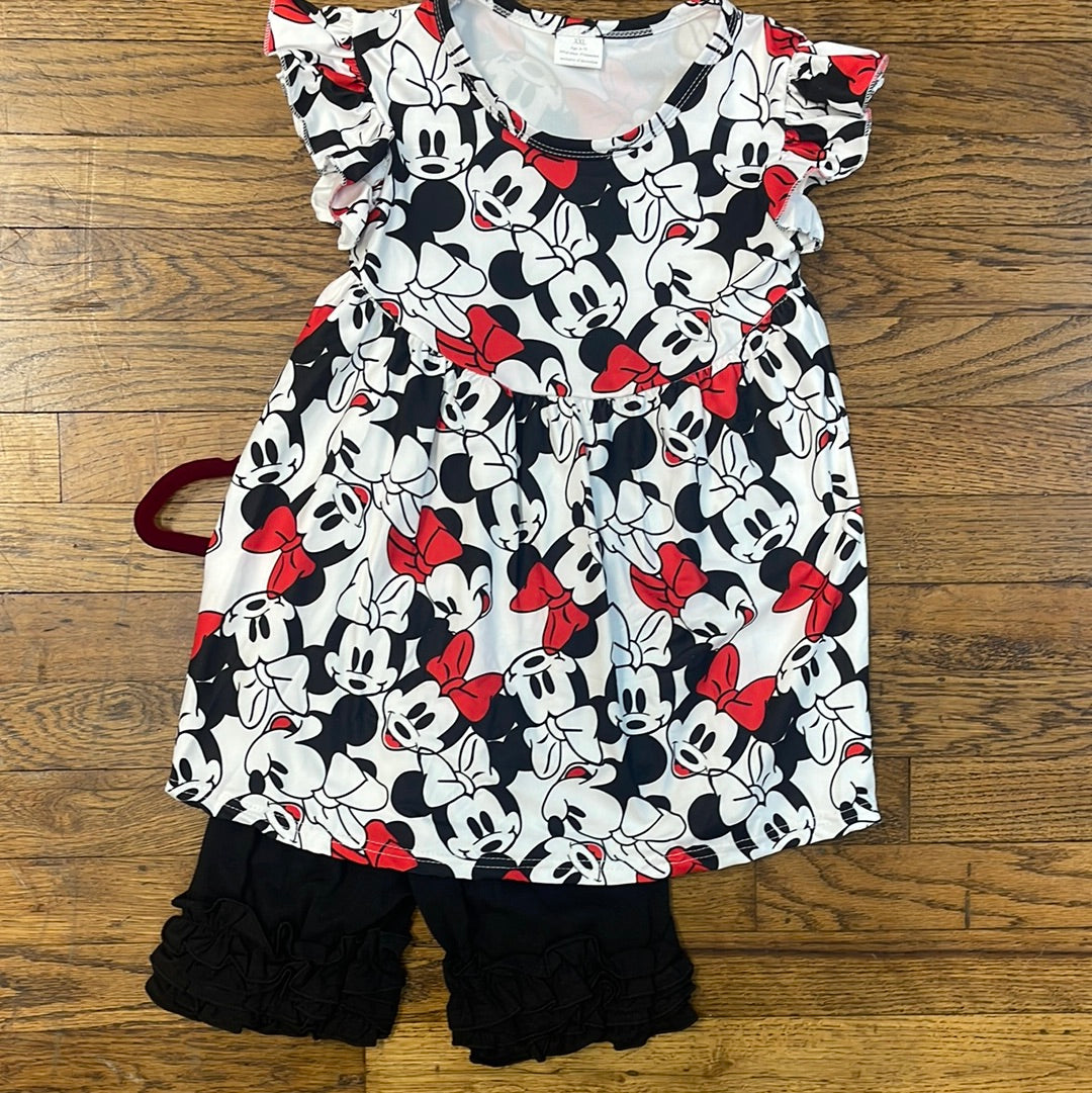 Minnie Mouse Black & Red Shorts Set