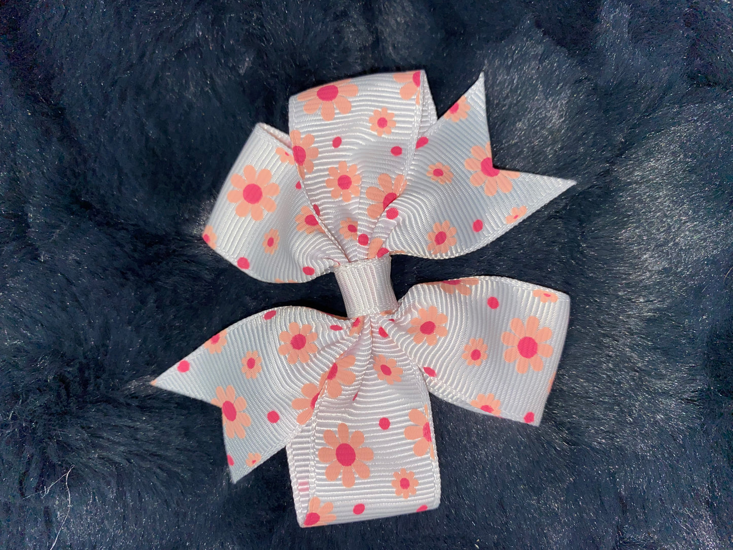 Traditional Double Loop Grosgrain Polka Dot Bow